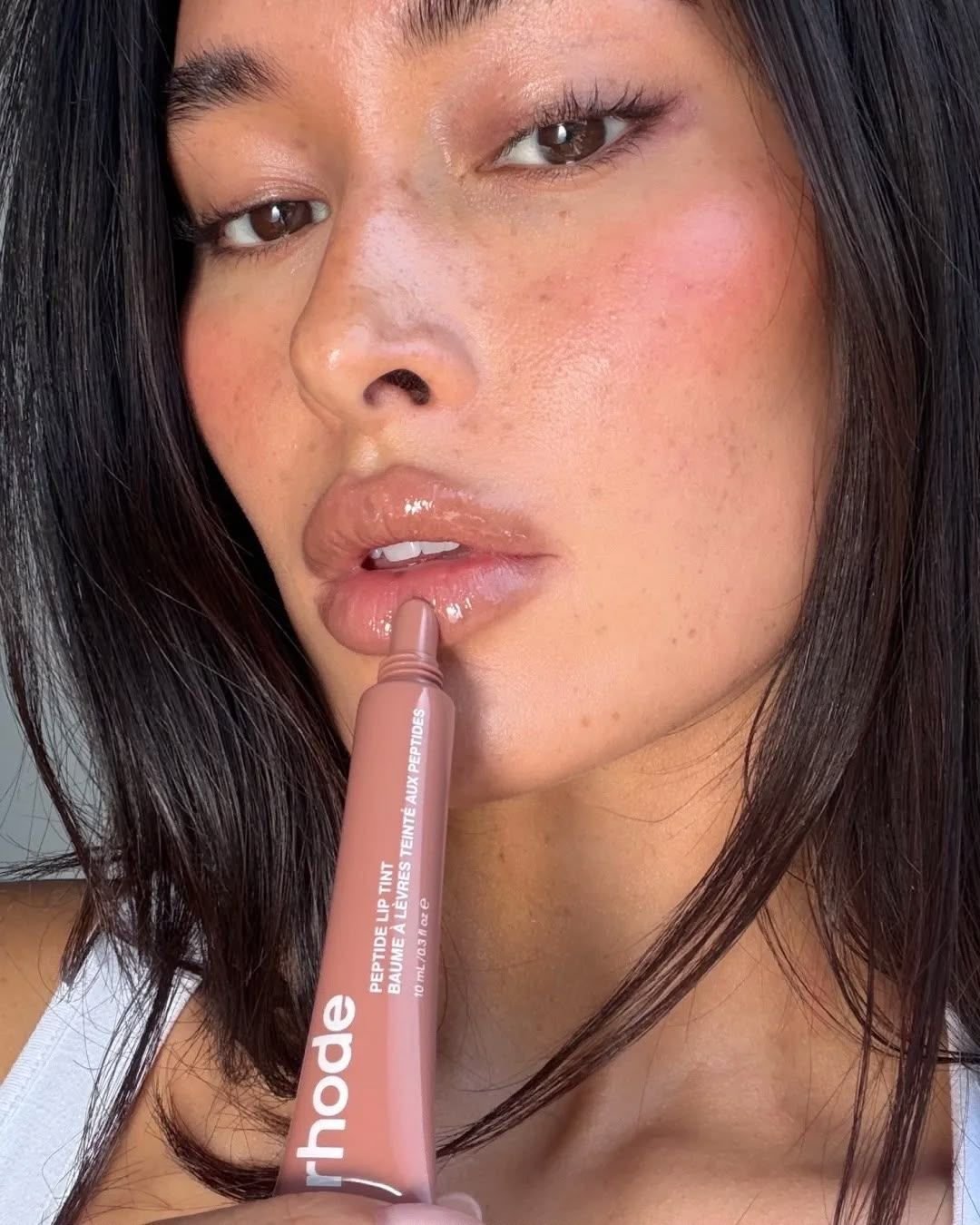 A moment for the lips